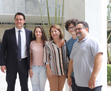 O governador Carlos Massa Ratinho Junior participa neste dia 03/02 da retomada dos trabalhos em plenário na Assembleia Legislativa do Paraná. Presentes: presidente da Assembleia Legislativa, dep. Ademar Traiano; presidente do Tribunal de Justiça, Adalberto Jorge Xisto Pereira; presidente do tribunal de Contas, Nestor Baptista; procurador Geral de Justiça, Ivonei Sfoggia; entre outros.
Curitiba, 03-02-20.
Foto: Arnaldo Alves / AEN.
