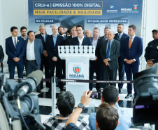 O governador Carlos Massa Ratinho Junior lança nesta terça-feira (04), no Palácio Iguaçu, o Certificado de Registro de Licenciamento de Veículo em meio eletrônico (CRLV-e). Assim, os cidadãos não precisam mais aguardar a chegada do documento do carro em casa ou 2ª via em caso de perda.
Foto: Rodrigo Felix Leal