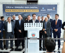 O governador Carlos Massa Ratinho Junior lança nesta terça-feira (04), no Palácio Iguaçu, o Certificado de Registro de Licenciamento de Veículo em meio eletrônico (CRLV-e). Assim, os cidadãos não precisam mais aguardar a chegada do documento do carro em casa ou 2ª via em caso de perda.
Foto: José Fernando Ogura/AEN