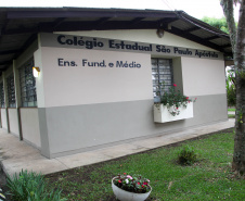 Volta às aulas Colegio Estadual São Paulo Apóstolo.Uberaba. FOTO: ARI DIAS/AEN