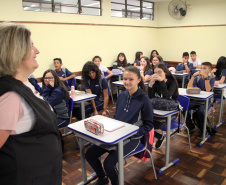 Volta às aulas Colegio Estadual São Paulo Apóstolo.Uberaba. FOTO: ARI DIAS/AEN
