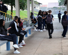 Volta às aulas Colegio Estadual São Paulo Apóstolo.Uberaba. FOTO: ARI DIAS/AEN