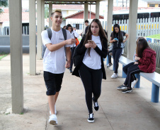 Volta às aulas Colegio Estadual São Paulo Apóstolo.Uberaba. FOTO: ARI DIAS/AEN