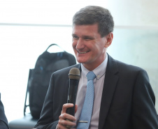 A empresa de medicamentos Prati-Donaduzzi confirmou nesta quarta-feira (5), em evento com o governador Carlos Massa Ratinho Junior, no Palácio Iguaçu, investimentos de R$ 650 milhões nos próximos três anos na ampliação da sua planta em Toledo, no Oeste do Paraná.   -  Curitiba, 05/02/2020  -  Foto: José Fernando Ogura/AEN