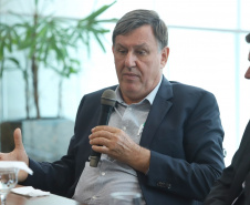 A empresa de medicamentos Prati-Donaduzzi confirmou nesta quarta-feira (5), em evento com o governador Carlos Massa Ratinho Junior, no Palácio Iguaçu, investimentos de R$ 650 milhões nos próximos três anos na ampliação da sua planta em Toledo, no Oeste do Paraná.   -  Curitiba, 05/02/2020  -  Foto: José Fernando Ogura/AEN