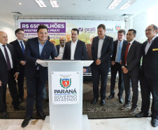 A empresa de medicamentos Prati-Donaduzzi confirmou nesta quarta-feira (5), em evento com o governador Carlos Massa Ratinho Junior, no Palácio Iguaçu, investimentos de R$ 650 milhões nos próximos três anos na ampliação da sua planta em Toledo, no Oeste do Paraná.   -  Curitiba, 05/02/2020  -  Foto: José Fernando Ogura/AEN