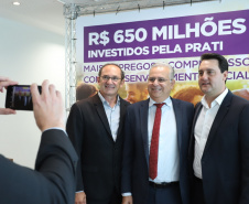 A empresa de medicamentos Prati-Donaduzzi confirmou nesta quarta-feira (5), em evento com o governador Carlos Massa Ratinho Junior, no Palácio Iguaçu, investimentos de R$ 650 milhões nos próximos três anos na ampliação da sua planta em Toledo, no Oeste do Paraná.   -  Curitiba, 05/02/2020  -  Foto: José Fernando Ogura/AEN