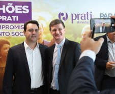 A empresa de medicamentos Prati-Donaduzzi confirmou nesta quarta-feira (5), em evento com o governador Carlos Massa Ratinho Junior, no Palácio Iguaçu, investimentos de R$ 650 milhões nos próximos três anos na ampliação da sua planta em Toledo, no Oeste do Paraná.   -  Curitiba, 05/02/2020  -  Foto: José Fernando Ogura/AEN