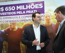 A empresa de medicamentos Prati-Donaduzzi confirmou nesta quarta-feira (5), em evento com o governador Carlos Massa Ratinho Junior, no Palácio Iguaçu, investimentos de R$ 650 milhões nos próximos três anos na ampliação da sua planta em Toledo, no Oeste do Paraná.   -  Curitiba, 05/02/2020  -  Foto: José Fernando Ogura/AEN