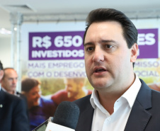 A empresa de medicamentos Prati-Donaduzzi confirmou nesta quarta-feira (5), em evento com o governador Carlos Massa Ratinho Junior, no Palácio Iguaçu, investimentos de R$ 650 milhões nos próximos três anos na ampliação da sua planta em Toledo, no Oeste do Paraná.   -  Curitiba, 05/02/2020  -  Foto: José Fernando Ogura/AEN
