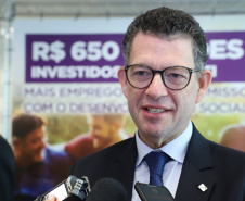 A empresa de medicamentos Prati-Donaduzzi confirmou nesta quarta-feira (5), em evento com o governador Carlos Massa Ratinho Junior, no Palácio Iguaçu, investimentos de R$ 650 milhões nos próximos três anos na ampliação da sua planta em Toledo, no Oeste do Paraná. Na foto,  Eduardo Bekin, diretor-presidente da Invest Paraná   -  Curitiba, 05/02/2020  -  Foto: José Fernando Ogura/AEN