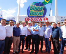 Trevo Cataratas, duplicação na BR-277 e aumento da capacidade de escoamento da Ferroeste vão mudar a realidade de Cascavel e região. Anúncios foram feitos nesta quarta-feira (05) no Show Rural Coopavel.
Foto: Rodrigo Felix Leal