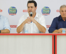 Trevo Cataratas, duplicação na BR-277 e aumento da capacidade de escoamento da Ferroeste vão mudar a realidade de Cascavel e região. Anúncios foram feitos nesta quarta-feira (05) no Show Rural Coopavel.
Foto: Rodrigo Felix Leal