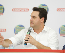 Trevo Cataratas, duplicação na BR-277 e aumento da capacidade de escoamento da Ferroeste vão mudar a realidade de Cascavel e região. Anúncios foram feitos nesta quarta-feira (05) no Show Rural Coopavel.
Foto: Rodrigo Felix Leal