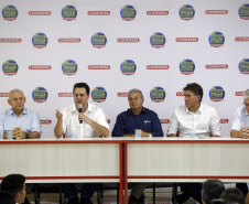 O governador Carlos Massa Ratinho Junior participa nesta quarta-feira (05) do Show Rural Coopavel, em Cascavel, no Oeste do Paraná. Às 15 horas, Ratinho Junior recebeu a imprensa para entrevista coletiva. O encontro será na estruturação de administração do evento. Em seguida, o governador visitará os estandes da feira.
Foto Gilson Abreu/Aen
