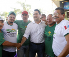O governador Carlos Massa Ratinho Junior participa nesta quarta-feira (05) do Show Rural Coopavel, em Cascavel, no Oeste do Paraná. Às 15 horas, Ratinho Junior recebeu a imprensa para entrevista coletiva. O encontro será na estruturação de administração do evento. Em seguida, o governador visitará os estandes da feira.
Foto Gilson Abreu/Aen

