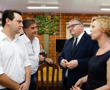 O Governo do Paraná deu início nesta quarta-feira (05) às negociações para a continuidade de um termo de cooperação técnica com a Província de Wiekopolska, na Polônia. O governador Carlos Massa Ratinho Junior encontrou-se com a comitiva de poloneses, liderada pelo vice-governador da região, Krzysztof Grabowski, para iniciar os contatos. - Cascavel, 05/02/2020  - Foto: Rodrigo Félix Leal/AEN