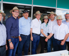 Recursos foram anunciados no Show Rural. São R$ 30 milhões para reativar unidade, que terá capacidade de abater 200 mil aves/dia e abrirá cerca de dois mil novos postos de trabalho. Além disso, outros R$ 76 milhões destinados para sete cooperativas do Estado.  - Cascavel, 06/02/2020  -  Foto: Rodrigo Félix Leal/AEN