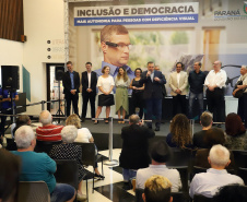 A Biblioteca Pública do Paraná (BPP) recebe nesta terça-feira (06) a mais moderna tecnologia de visão artificial do mundo, que beneficiará cegos e pessoas com visão reduzida