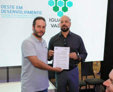 Edital é da Fundação Araucária e Parque Tecnológico Itaipu e foi lançado durante o Show Rural, em Cascavel. Foco do programa é o desenvolvimento de novas empresas.
Foto: Kiko Sierich/Fundação Araucária