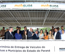 A Rede de Proteção Social e Especial Básica do Paraná ganhou reforço nesta sexta-feira (07), com o repasse de 222 carros e 15 micro-ônibus para 167 municípios do Estado