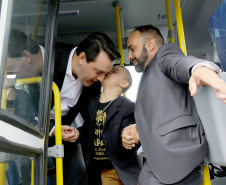 A Rede de Proteção Social e Especial Básica do Paraná ganhou reforço nesta sexta-feira (07), com o repasse de 222 carros e 15 micro-ônibus para 167 municípios do Estado