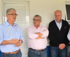 O Governo do Estado inaugurou nesta terça-feira (11) em Campina Grande do Sul, na Região Metropolitana de Curitiba, o novo Posto de Fiscalização de Trânsito Agropecuário, da Agência de Defesa Agropecuária do Paraná (Adapar). Também foi assinado um termo que determina a cessão do posto do Fundepec para a Adapar.  - Campina Grande do Sul, 11/02/2020  -  Foto: Gisele Barão/SEAB
