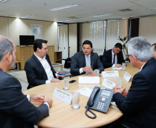 TRANSPORTE TERRESTRE  -  Governador Carlos Massa Ratinho Junior durante reunião com o Secretário Nacional de Transporte Terrestre, Marcelo da Costa, nesta terça-feira (11).  -  Brasília, 11/02/2020  -  Foto: Rodrigo Félix Leal/AEN