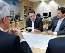 TRANSPORTE TERRESTRE  -  Governador Carlos Massa Ratinho Junior durante reunião com o Secretário Nacional de Transporte Terrestre, Marcelo da Costa, nesta terça-feira (11).  -  Brasília, 11/02/2020  -  Foto: Rodrigo Félix Leal/AEN