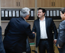 TRANSPORTE TERRESTRE  -  Governador Carlos Massa Ratinho Junior durante reunião com o Secretário Nacional de Transporte Terrestre, Marcelo da Costa, nesta terça-feira (11).  -  Brasília, 11/02/2020  -  Foto: Rodrigo Félix Leal/AEN