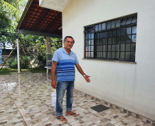 Estão sendo finalizadas as obras de ampliação dos sistemas de abastecimento de água e de coleta e tratamento de esgoto de Apucarana. Na foto, Adeval da Silva preparou a casa para as mudanças   -  Curitiba, 13/03/2020  -  Foto: Divulgação SANEPAR