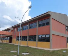 Governador Carlos Massa Ratinho Junior entrega a nova sede do Colégio Estadual Bandeirantes, em Campina Grande do Sul e libera recursos para pavimentação de ruas da cidade - Campina Grande do Sul, 13/02/2020 - Foto:  Rodrigo Félix Leal/AEN