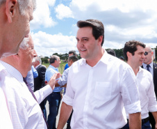 Governador Carlos Massa Ratinho Junior entrega a nova sede do Colégio Estadual Bandeirantes, em Campina Grande do Sul e libera recursos para pavimentação de ruas da cidade - Campina Grande do Sul, 13/02/2020 - Foto:  Rodrigo Félix Leal/AEN