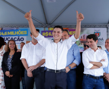 Governador Carlos Massa Ratinho Junior entrega a nova sede do Colégio Estadual Bandeirantes, em Campina Grande do Sul e libera recursos para pavimentação de ruas da cidade - Campina Grande do Sul, 13/02/2020 - Foto:  Rodrigo Félix Leal/AEN