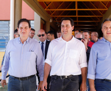 Governador Carlos Massa Ratinho Junior entrega a nova sede do Colégio Estadual Bandeirantes, em Campina Grande do Sul e libera recursos para pavimentação de ruas da cidade - Campina Grande do Sul, 13/02/2020 - Foto:  Rodrigo Félix Leal/AEN