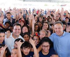 Governador Carlos Massa Ratinho Junior entrega a nova sede do Colégio Estadual Bandeirantes, em Campina Grande do Sul e libera recursos para pavimentação de ruas da cidade - Campina Grande do Sul, 13/02/2020 - Foto:  Rodrigo Félix Leal/AEN