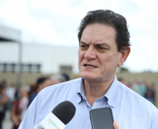 Governador Carlos Massa Ratinho Junior entrega a nova sede do Colégio Estadual Bandeirantes, em Campina Grande do Sul e libera recursos para pavimentação de ruas  da cidade  -  Campina Grande do Sul, 13/02/2020  -  Foto: José Fernando Ogura/AEN 