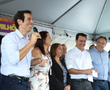 Governador Carlos Massa Ratinho Junior entrega a nova sede do Colégio Estadual Bandeirantes, em Campina Grande do Sul e libera recursos para pavimentação de ruas  da cidade  -  Campina Grande do Sul, 13/02/2020  -  Foto: José Fernando Ogura/AEN 