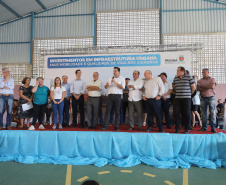 O governador Carlos Massa Ratinho inaugura a Escola Municipal Ana Zorning e confirma recursos para pavimentação, em Rio Negro, região sudeste do Paraná. Presentes no evento: prefeito de Rio Negro, Milton José Paizani; secretário de Desenvolvimento Urbano, João Carlos Ortega; secretário de Educação e do Esporte, Renato Feder; de Agricultura e Abastecimento, Norberto Ortigara; entre outros.Rio Negro, 13-02-20.Foto: Arnaldo Alves / AEN.
