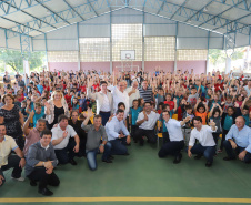 O governador Carlos Massa Ratinho inaugura a Escola Municipal Ana Zorning e confirma recursos para pavimentação, em Rio Negro, região sudeste do Paraná. Presentes no evento: prefeito de Rio Negro, Milton José Paizani; secretário de Desenvolvimento Urbano, João Carlos Ortega; secretário de Educação e do Esporte, Renato Feder; de Agricultura e Abastecimento, Norberto Ortigara; entre outros.Rio Negro, 13-02-20.Foto: Arnaldo Alves / AEN.