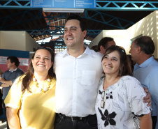 O governador Carlos Massa Ratinho inaugura a Escola Municipal Ana Zorning e confirma recursos para pavimentação, em Rio Negro, região sudeste do Paraná. Presentes no evento: prefeito de Rio Negro, Milton José Paizani; secretário de Desenvolvimento Urbano, João Carlos Ortega; secretário de Educação e do Esporte, Renato Feder; de Agricultura e Abastecimento, Norberto Ortigara; entre outros.Rio Negro, 13-02-20.Foto: Arnaldo Alves / AEN.