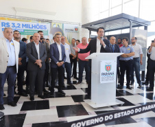 O governador Carlos Massa Ratinho Junior anuncia nesta terça-feira (18) a implantação de mais de 600 novos abrigos para pontos de ônibus em cidades da Região Metropolitana de Curitiba. Participaram: secretário de Desenvolvimento Urbano, João Carlos Ortega; diretor-presidente da Comec, Gilson dos Santos; entre outros.
Curitiba, 18-02-20.
Foto: Arnaldo Alves / AEN.
