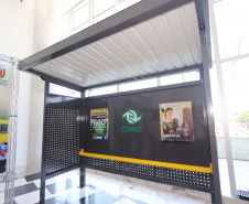 O governador Carlos Massa Ratinho Junior anuncia nesta terça-feira (18) a implantação de mais de 600 novos abrigos para pontos de ônibus em cidades da Região Metropolitana de Curitiba. Participaram: secretário de Desenvolvimento Urbano, João Carlos Ortega; diretor-presidente da Comec, Gilson dos Santos; entre outros.
Curitiba, 18-02-20.
Foto: Arnaldo Alves / AEN.
