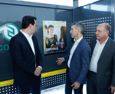 O governador Carlos Massa Ratinho Junior anuncia a implantação de mais de 600 novos abrigos para pontos de ônibus em cidades da Região Metropolitana de Curitiba.  -  Curitiba, 18/02/2020  -  Foto: Rodrigo Félix Leal/AEN