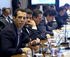 Usar jogos eletrônicos para ensinar matemática e universalizar o acesso à Internet de alta velocidade em todas as escolas da rede estadual de ensino estão entre as prioridades da Secretaria de Estado da Educação e do Esporte para 2020