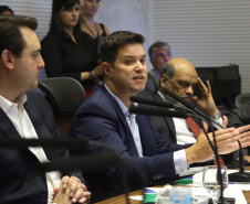Usar jogos eletrônicos para ensinar matemática e universalizar o acesso à Internet de alta velocidade em todas as escolas da rede estadual de ensino estão entre as prioridades da Secretaria de Estado da Educação e do Esporte para 2020