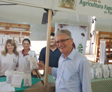 Com apoio do Governo do Estado, por meio da Secretaria da Agricultura e do Abastecimento e do Instituto de Desenvolvimento Rural do Paraná Iapar-Emater, a Federação dos Trabalhadores Rurais Agricultores Familiares do Estado do Paraná (Fetaep) lançou nesta terça-feira (18) a 1ª Feira da Agricultura Familiar do Paraná, que reunirá produtores e compradores em um único lugar.  -  Curitiba, 18/02/2020  -  Foto: Divulgação SEAB