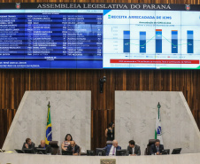 Em audiência pública, o secretário estadual da Fazenda, Renê de Oliveira Garcia Junior, apresenta nesta terça-feira (18),  no Plenário da Assembleia Legislativa, os dados relativos ao cumprimento das metas fiscais do 3º (terceiro) quadrimestre de 2019.  18/02/2020  -  Foto: Geraldo Bubniak/AEN