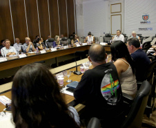 O governador Carlos Massa Ratinho autorizou nesta terça-feira (18) a liberação de R$ 5 milhões para reforçar o combate à dengue no Estado. Os recursos serão distribuídos entre os 118 municípios do Paraná que se encontram em situação de alerta ou de epidemia da doença, com os valores variando entre R$ 15 mil e R$ 200 mil. -   Curitiba,18/02/2020  -  Foto:Jaelson Lucas / AEN
