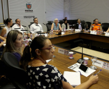 O governador Carlos Massa Ratinho autorizou nesta terça-feira (18) a liberação de R$ 5 milhões para reforçar o combate à dengue no Estado. Os recursos serão distribuídos entre os 118 municípios do Paraná que se encontram em situação de alerta ou de epidemia da doença, com os valores variando entre R$ 15 mil e R$ 200 mil. -   Curitiba,18/02/2020  -  Foto:Jaelson Lucas / AEN